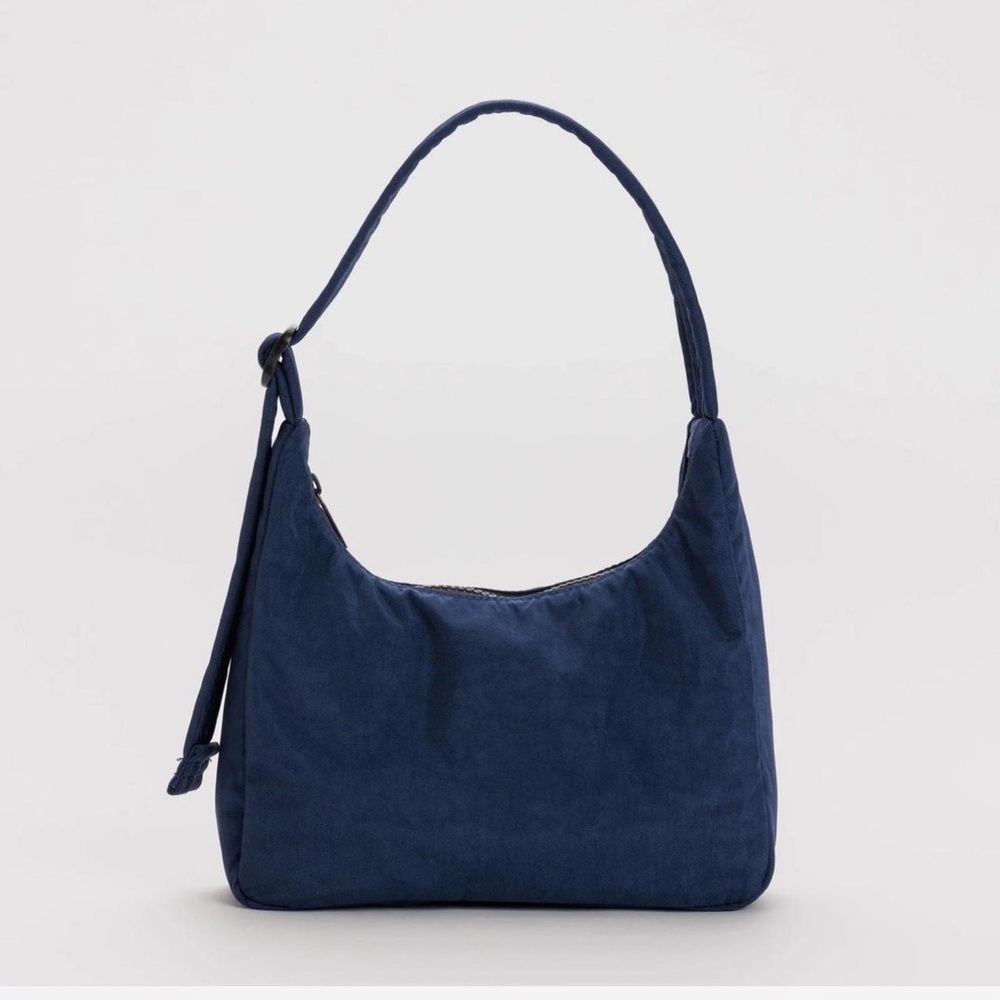 BAGGU Nylon Shoulder Bag in Navy